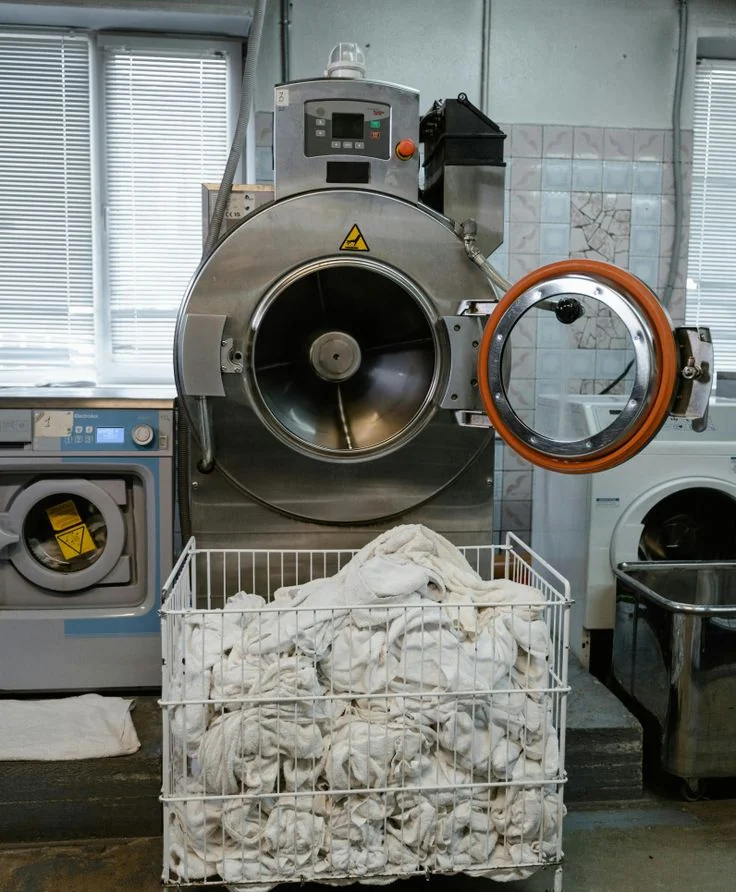 Machine industrielle de blanchisserie Colblanc · capacité 600 kg/jour